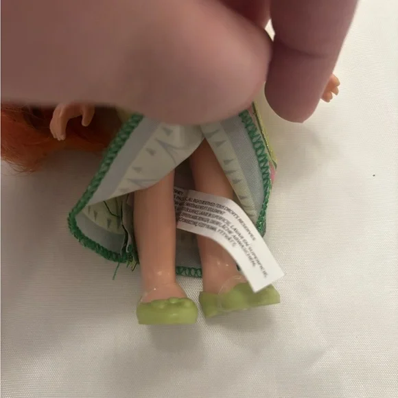 Disney Frozen 2 Anna & Elsa Lullaby Doll Set w/ Singing Bed EUC - Picture 14 of 17